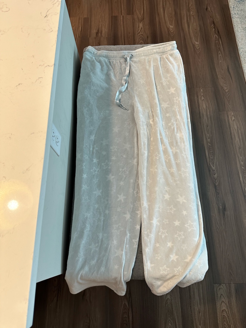 Cozy Star Print Pajama Bottoms - Light Gray